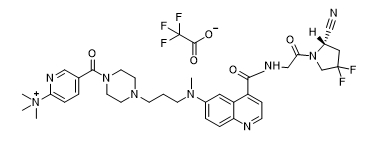 (S)-5-(4-(3-((4-((2-(2-cyano-4,4-difluoropyrrolidin-1-yl)-2-oxoethyl)carbamoyl)quinolin-6-yl)(methyl)amino)propyl)piperazine-1-carbonyl)-N,N,N-trimethylpyridin-2-aminium 2,2,2-trifluoroacetate     FAPI腫瘤顯像